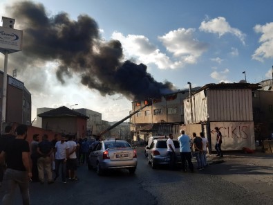 Bayrampaşa'da Tekstil Atölyesinde Yangın