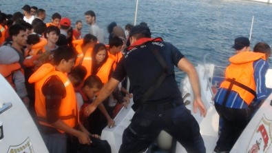 İzmir'de 147 Kaçak Göçmen Yakalandı
