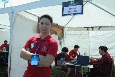 Genç Hackathon'da Beyinler Yarışıyor