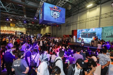 Red Bull Gaming Ground'a Gamex'te Yoğun İlgi