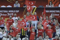 12 DEV ADAM - Türkiye, Karadağ'ı 79-74 Mağlup Etti