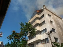 KILIMLI BELEDIYESI - Çatı Katında Çıkan Yangın Mahalleliyi Korkuttu