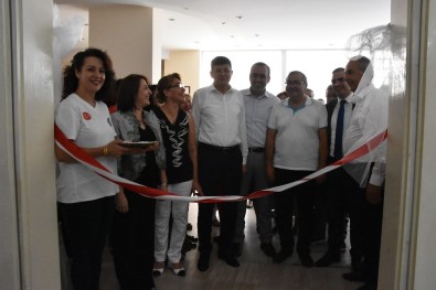 Nazilli'de El Sanatları Dekarasyon Ve Vitray Sergisi Açıldı
