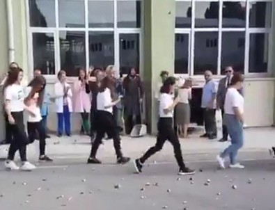 Kadıköy Anadolu Lisesi'nde skandal uygulama!