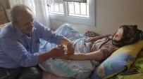 MEDICAL PARK HASTANESI - Kula'nın Sevilen Doktoru Yaşam Savaşını Kaybetti