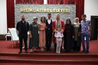 MURAT YıLDıZ - Melikgazi'de '09.09.2019 Günü Saat Açıklaması 09.09' Da 45 Nikah Kıyıldı