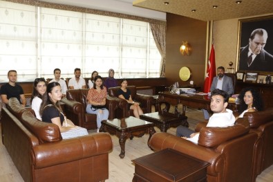 Stajyer Avukatlar Baro Başkanı Yeşilboğaz'ı Ziyaret Etti