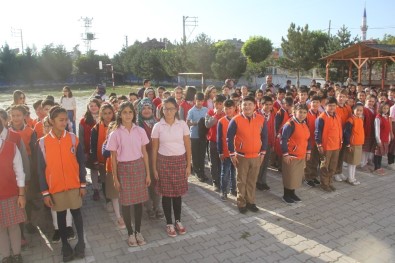 Şuhut'ta Da İlk Ders Zili Çaldı