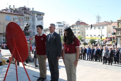 Tosya'da İlköğretim Haftası Kutlandı