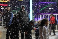 YAPAY KAR - Aydın'da Gerçek Kar Yağmayınca 8 Ton Yapay Kar Yağdırıldı