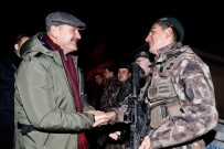 YENİ KÖPRÜ - Bakan Soylu, Jandarma Ve Polis Kontrol Noktasında Güvenlik Güçlerinin Yeni Yılını Kutladı