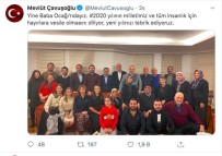 Dışişleri Bakanı Çavuşoğlu'ndan Aile Fotoğraflı Yeni Yıl Mesajı
