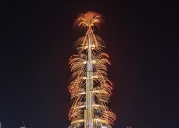 IŞIK GÖSTERİSİ - Dubai Yeni Yılı Havai Fişek Ve Işık Gösterisiyle Karşıladı