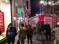 İstiklal Caddesi'ndeki Bir İş Yerinde Yangın Paniği