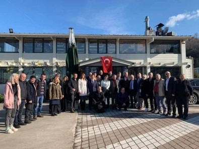 AK Parti Teşkilatı 10 Ocak'ta Gazetecilerle Buluştu