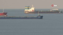 ALİ COŞKUN - Balıkçı Gemisiyle Çarpışan Tanker Kısırkaya Açılarına Çekildi