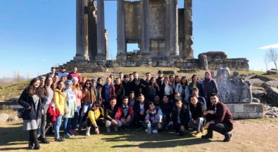 DPÜ KSBMYO Öğrencileri İçin Aizanoi Antik Kenti'ne Gezi