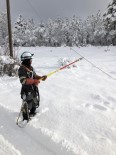 YÜKSEK GERİLİM - Toroslar EDAŞ Kış Şartlarında Çalışmalara Devam Ediyor