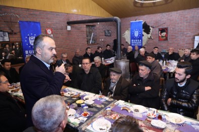 Ürünlü'de Sofralar Bereketlendi