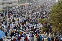 Bangladeş'te 2019'Da 7 Bin 855 Kişi Trafik Kazalarında Hayatını Kaybetti