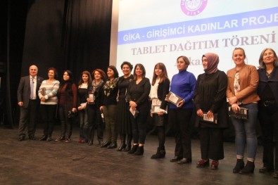 Girişimci Kadınlara Tablet Desteği