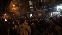 İran'da Ukrayna Uçağının Düşürülmesi Protesto Edildi