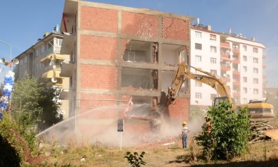 Tokat'ta 7 Yılda 2 Bin 19 Riskli Bina, 138 İş Yeri Yıkıldı