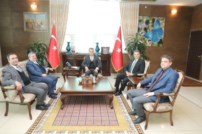 Vali Oktay Çağatay, VEDAŞ Genel Müdürü Sami Kovancı'yı Makamında Ağırladı