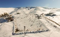Elmadağ'daki Kayak Merkezi Doldu Taştı Haberi