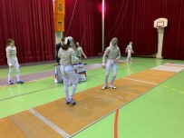 KALENDER - Eskişehir'de Kupalar Sahibini Buldu