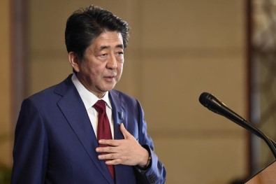 Japonya Başbakanı Abe Suudi Arabistan'da