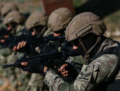 Şehit amfibilerin hatıraları 'Timsah Yuvası'nda yaşatılıyor