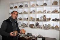 GÖKKUŞAĞI - 20 Yıldır Topladığı Değerli Taşlarla Evini Adeta Müzeye Çevirdi