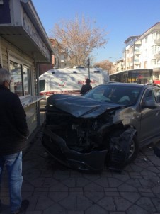 Ankara Korkutan Kaza Açıklaması 7 Yaralı