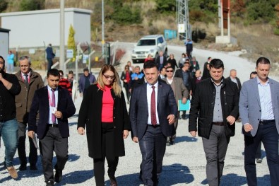 Başkan Yücel Meclis Üyelerine Batı Alanya'daki Projelerini Tanıttı