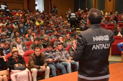 Emniyetten Temizlik Personeline Seminer