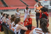 Hasketbol'un Kızlarından İki Önemli Derece