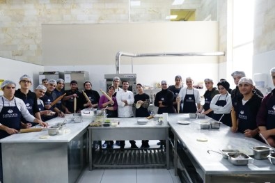 Kapadokya Üniversitesinden Lise Öğrencilerine İtalyan Mutfağı Atölyesi