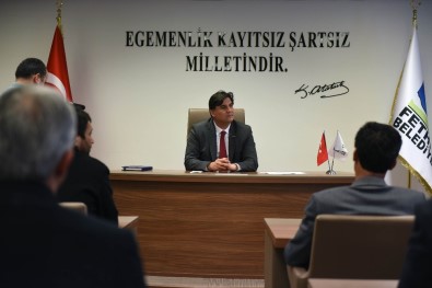 Muhtarlar Alim Karaca'ya Taziye Ziyaretinde Bulundu