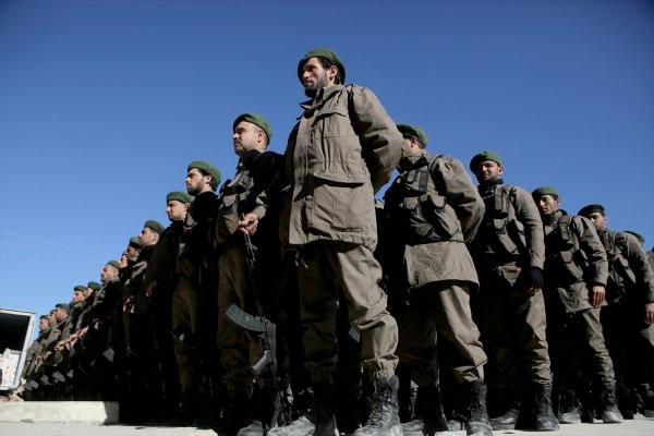 Tel Abyad'da Suriyeli polisler göreve başladı!