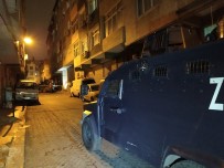 SU TESİSATI - Beyoğlu'nda Silahlı Saldırı Açıklaması İş Yerine Kurşun Yağdırıp Kaçtılar
