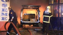 İTFAİYE ARACI - Döşemeci Dükkanında Çıkan Yangın İtfaiye Ekipleri Tarafından Söndürüldü