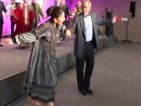 Putin İle Bush'un Birlikte Dans Ettiği Görüntüler Ortaya Çıktı
