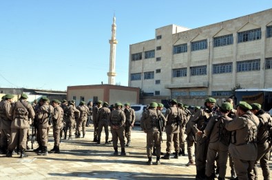 Tel Abyad'da Yerel Polis Göreve Başladı