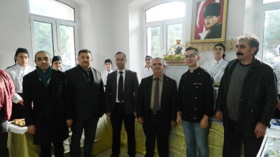 Erdekli Öğrencilerden 'Yiyecek Ürünleri' Sunum  Sergisi