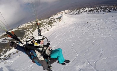 Ergan Dağı Kayakçıların Ve Paraşütçülerin Vazgeçilmezi Haline Geldi