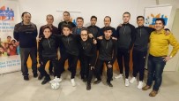 TÜRKİYE CUMHURİYETİ - Futsal Körfez Şampiyonu AYAL'e 'Ata' Desteği