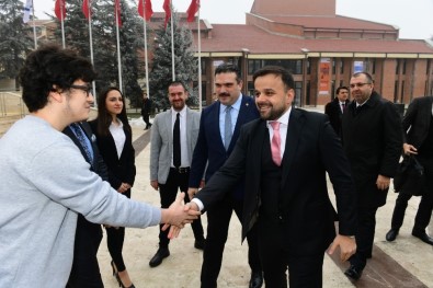 Cumhurbaşkanlığı Dijital Dönüşüm Ofisi Başkanı Dr. Ali Taha Koç Anadolu Üniversitesi'nde
