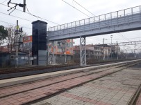 ENGELLİ ASANSÖRÜ - Tren Garı Üst Geçit Köprüsü Yenilendi