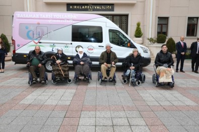 Türkakımı'ndan Engelli Vatandaşlara Tekerlekli Sandalye